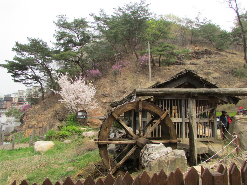 Yeon Guesthouse Seúl Exterior foto